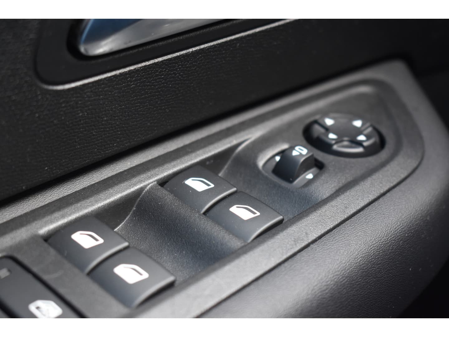 Citroën Ë-C4 Feel Pack 50 kWh thumbnail 16