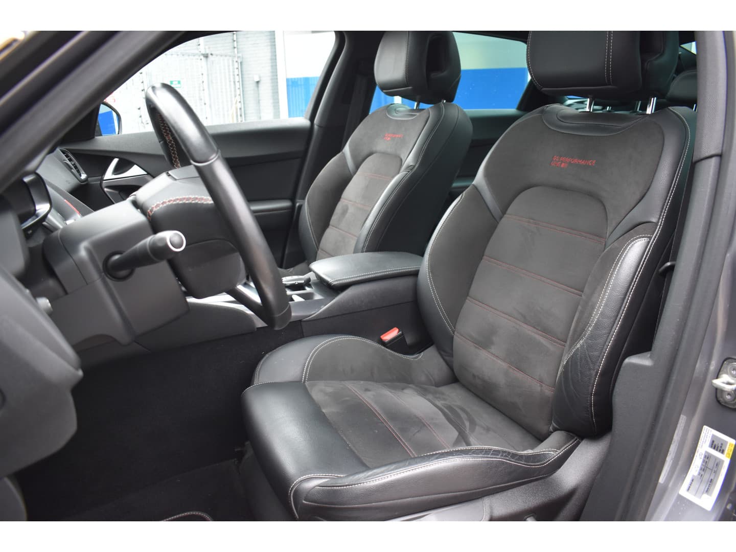 DS 5 THP 165pk Performance Line Automaat thumbnail 2