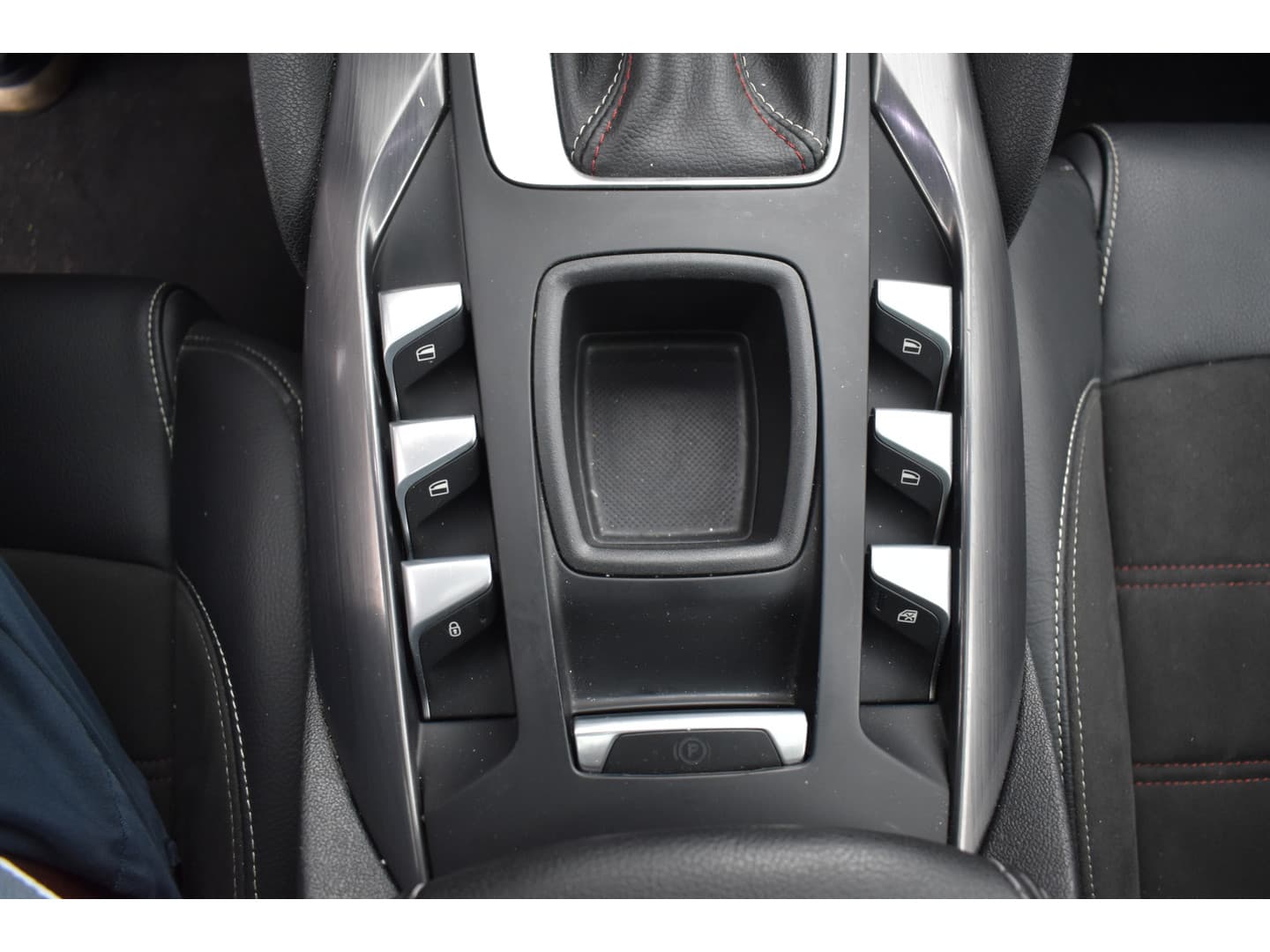 DS 5 THP 165pk Performance Line Automaat thumbnail 30