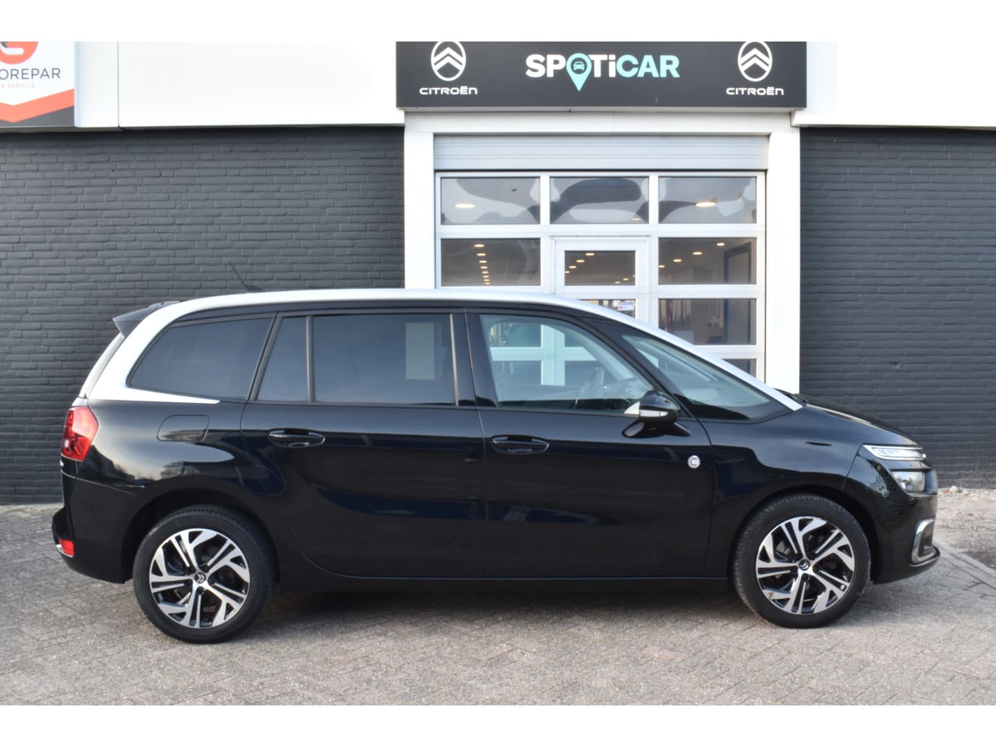 Citroën Grand C4 Spacetourer PureTech 130 C-Series 7 Persoons thumbnail 6