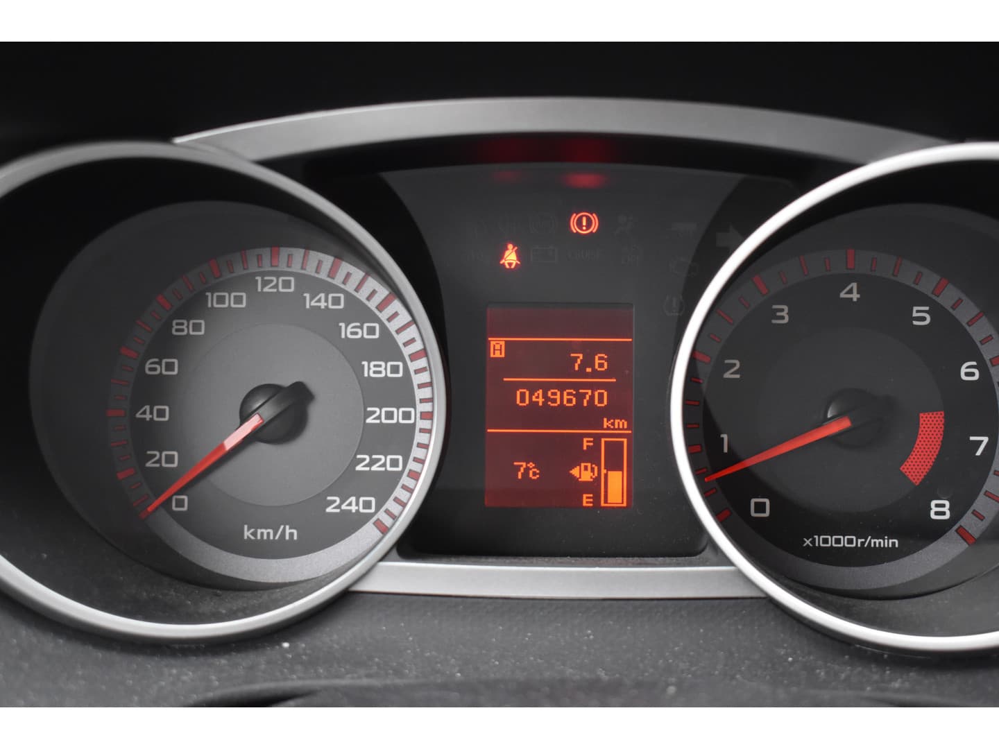 Citroën C-crosser 2.4i-16V 170 pk Dynamique 7- persoons thumbnail 11