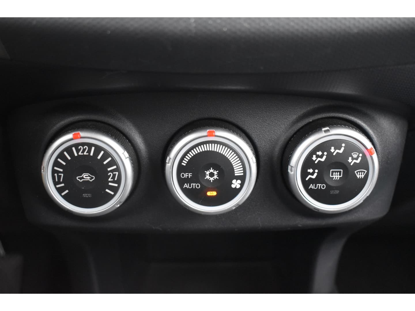 Citroën C-crosser 2.4i-16V 170 pk Dynamique 7- persoons thumbnail 13