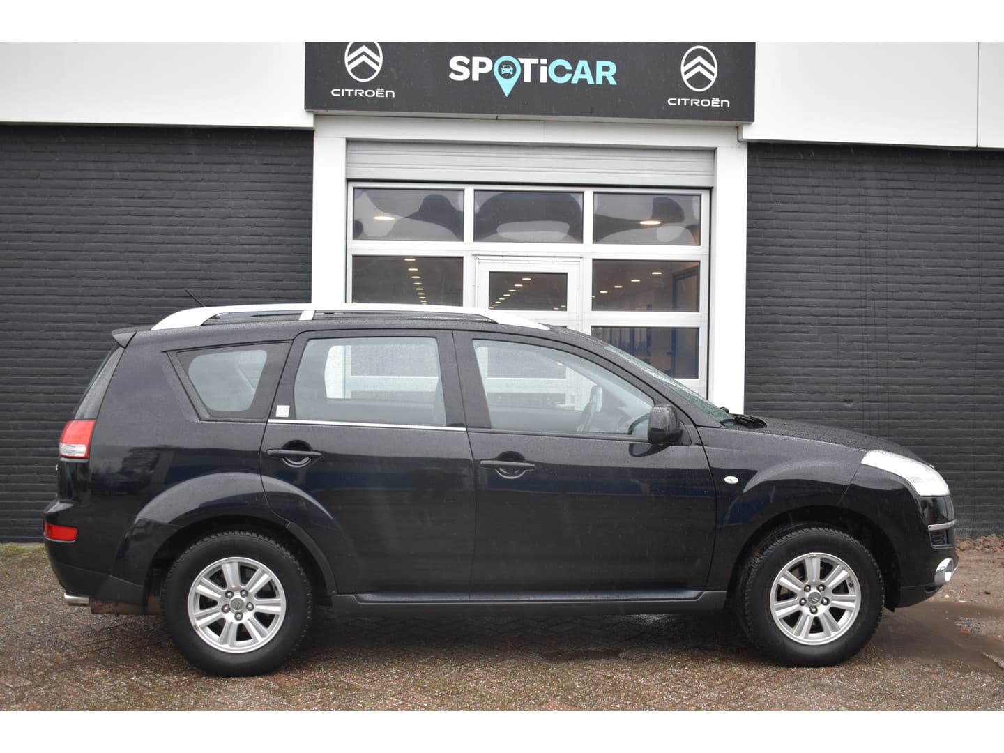 Citroën C-crosser 2.4i-16V 170 pk Dynamique 7- persoons thumbnail 8