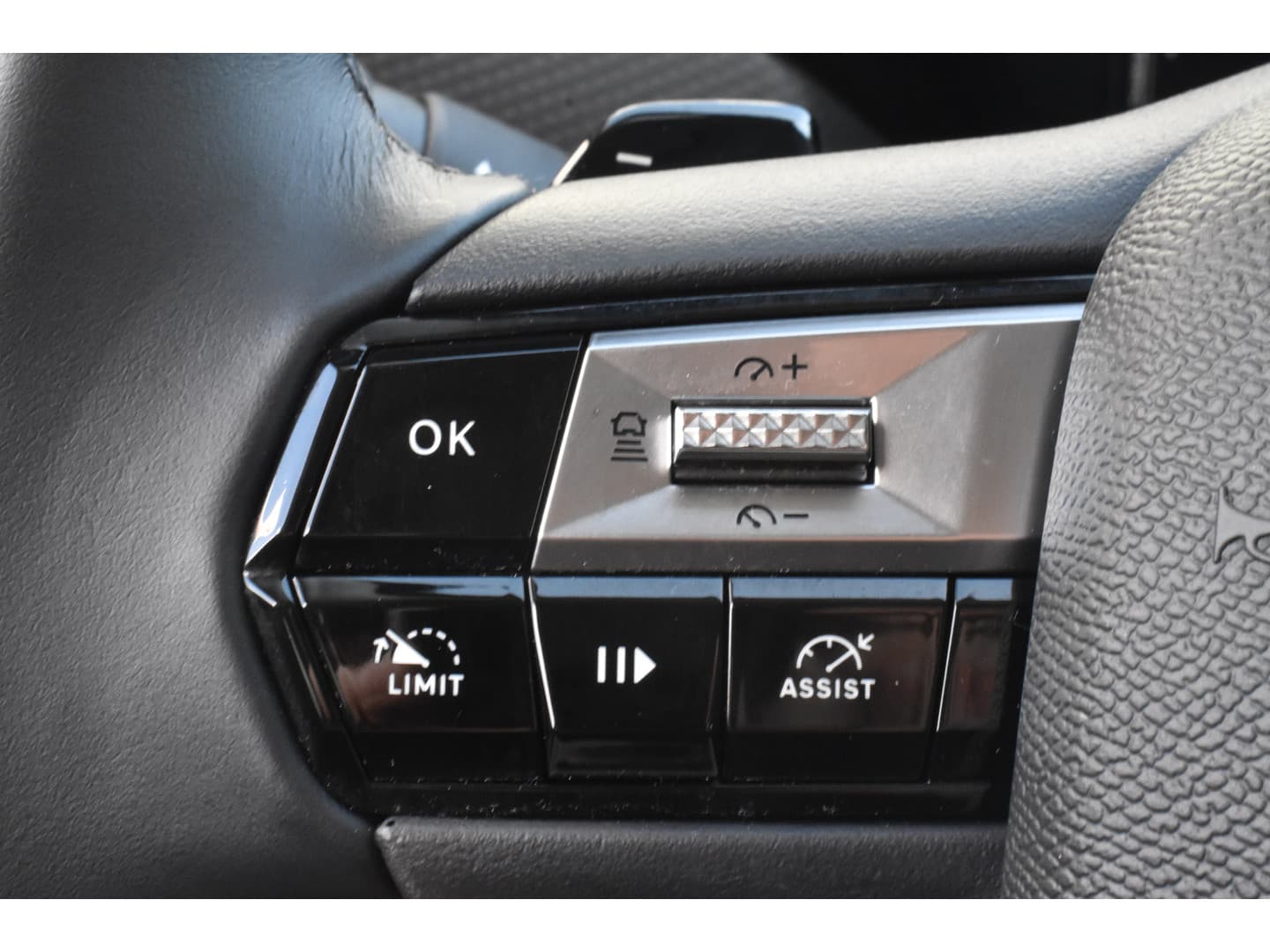 DS 4 PHEV 225 EAT8 Rivoli Automaat thumbnail 15