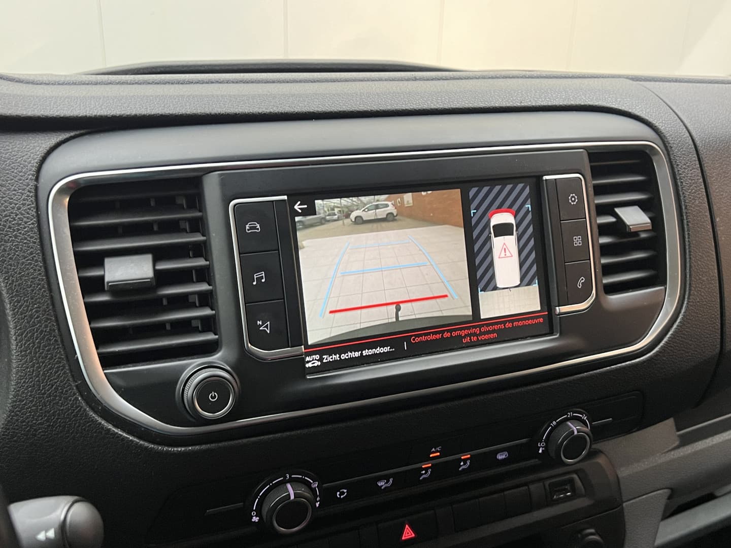 Citroën Jumpy BlueHDi 145 EAT8 Sport Edition thumbnail 11