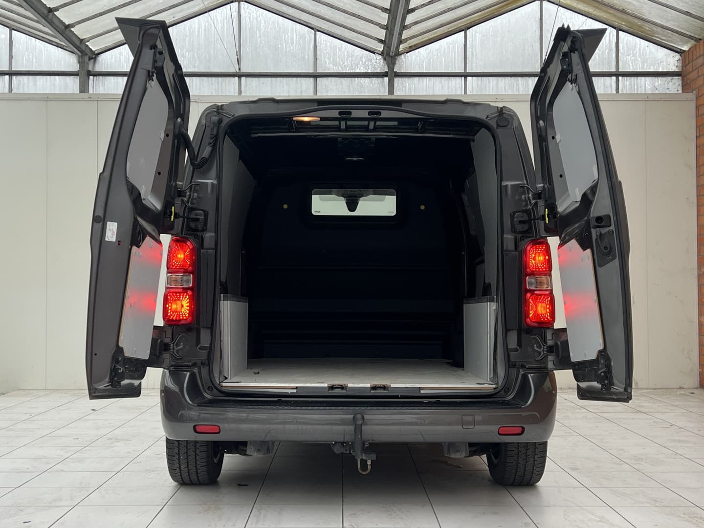 Citroën Jumpy BlueHDi 145 EAT8 Sport Edition thumbnail 21