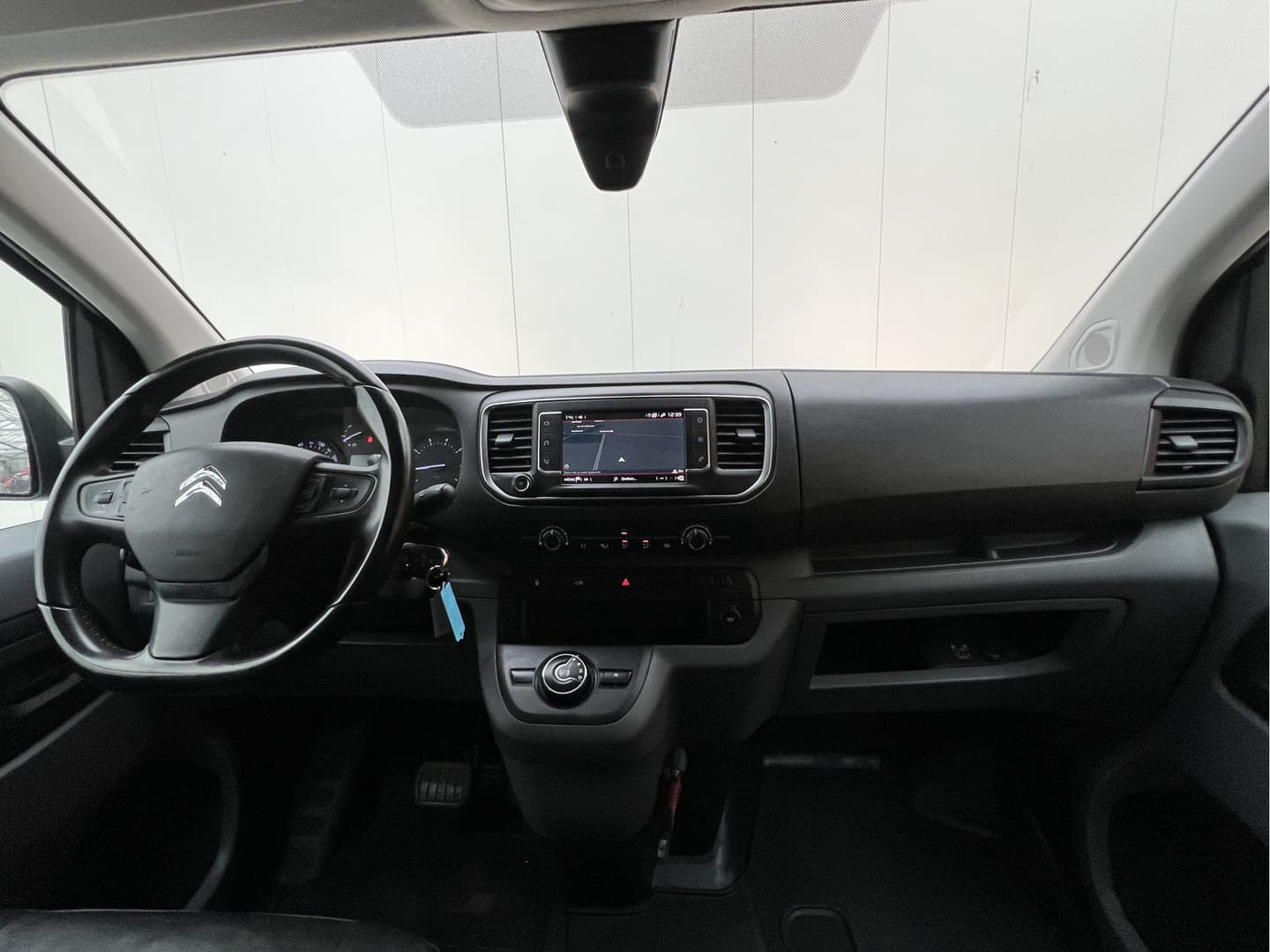 Citroën Jumpy BlueHDi 145 EAT8 Sport Edition thumbnail 24