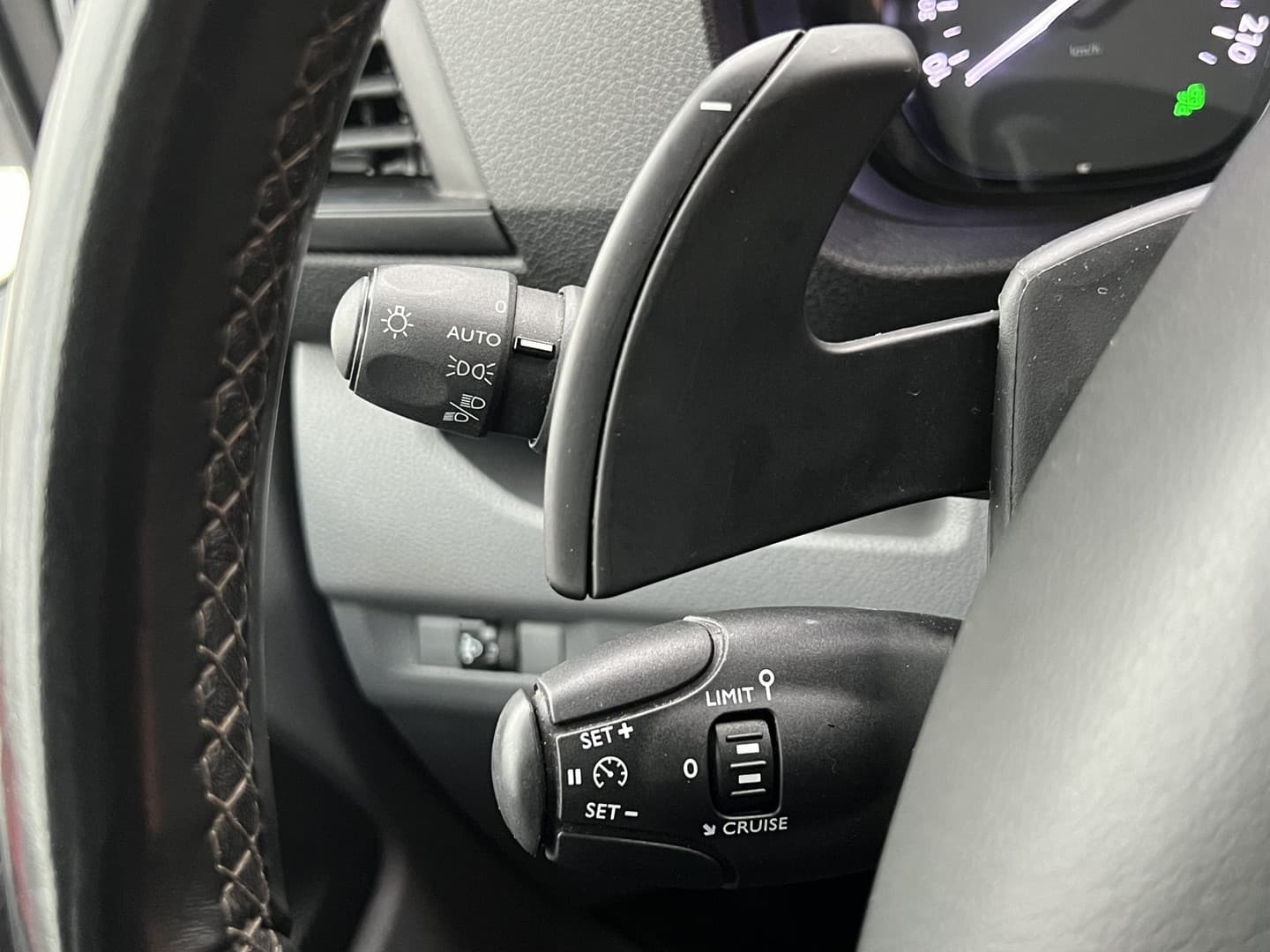 Citroën Jumpy BlueHDi 145 EAT8 Sport Edition thumbnail 25