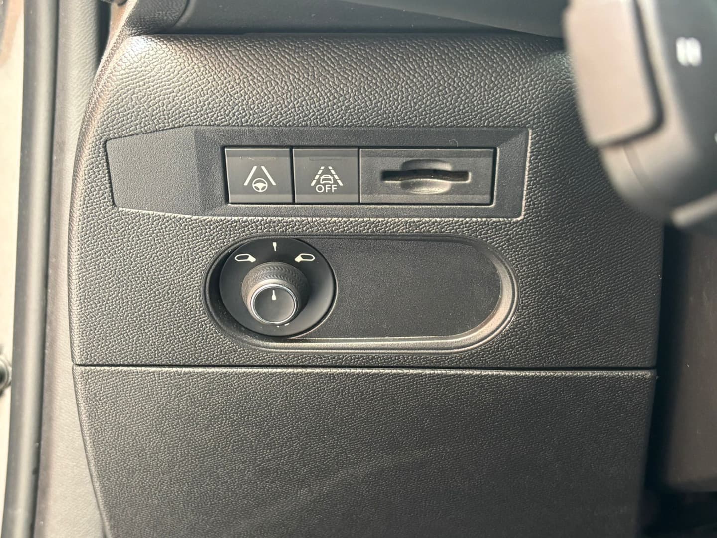 DS 3 Crossback PureTech 155 Rivoli thumbnail 20