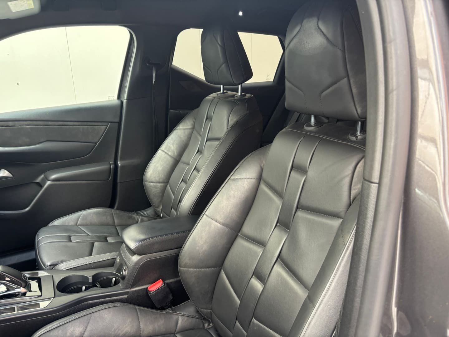 DS 3 Crossback PureTech 155 Rivoli thumbnail 2