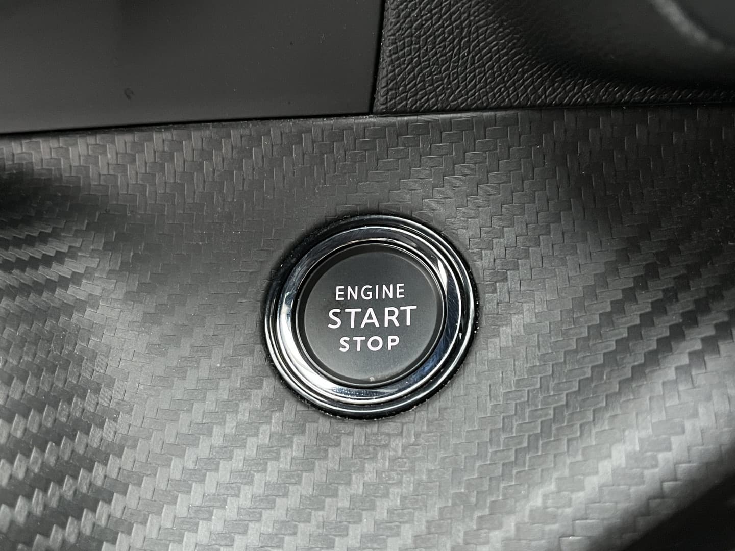 Peugeot E-208 EV GT Pack 50 kWh thumbnail 20