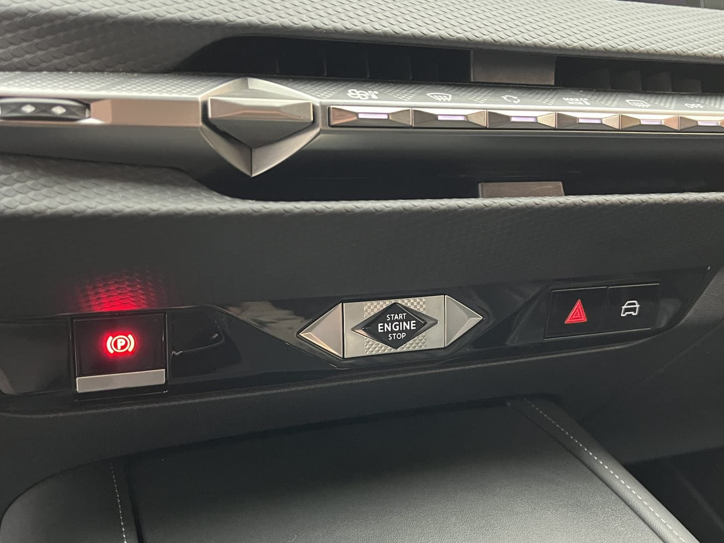 DS 4 E-Tense Rivoli thumbnail 16