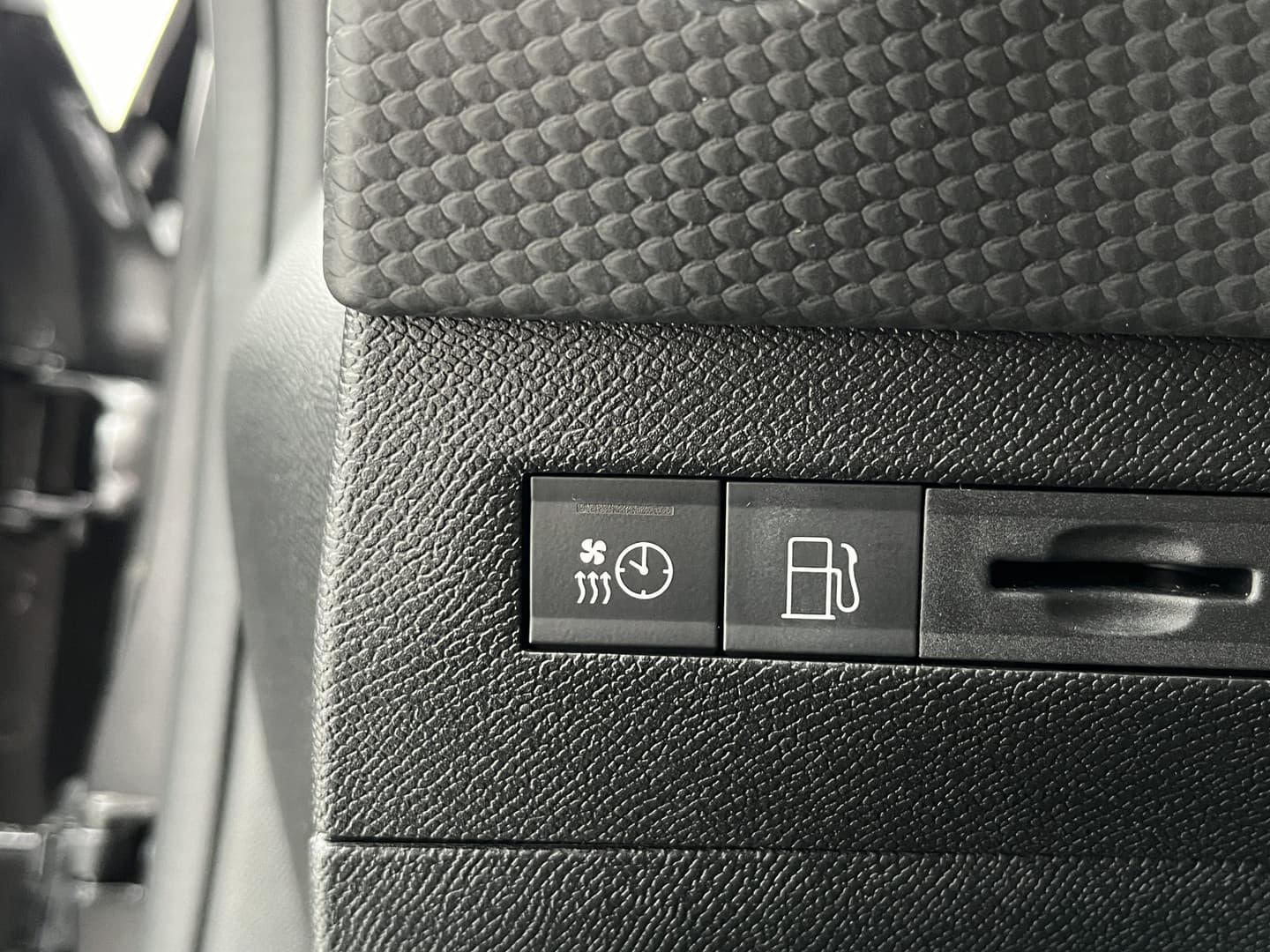 DS 4 E-Tense Rivoli thumbnail 23