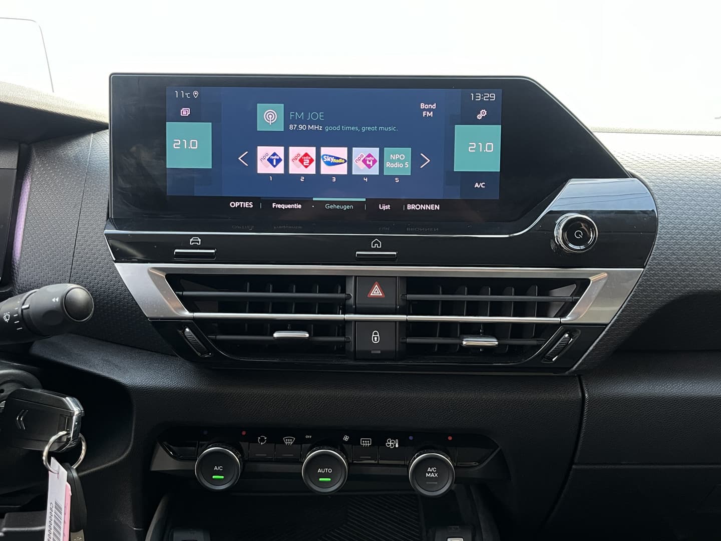 Citroën Ë-C4 So Black 50 kWh thumbnail 11