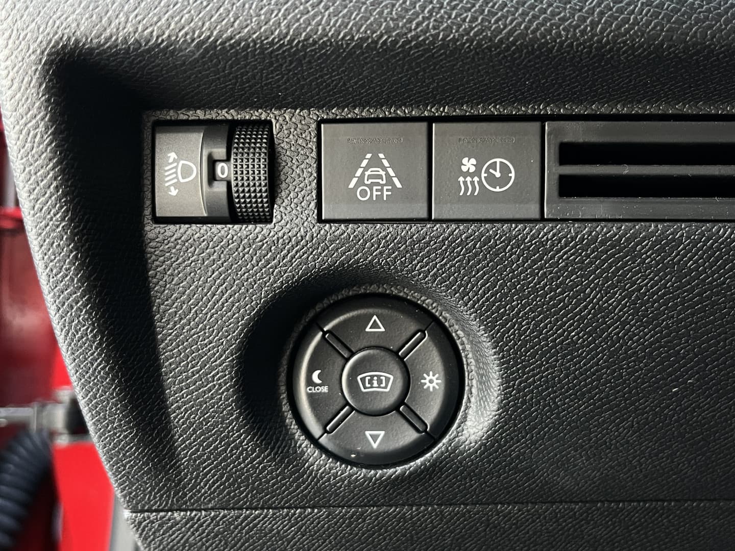 Citroën Ë-C4 So Black 50 kWh thumbnail 24