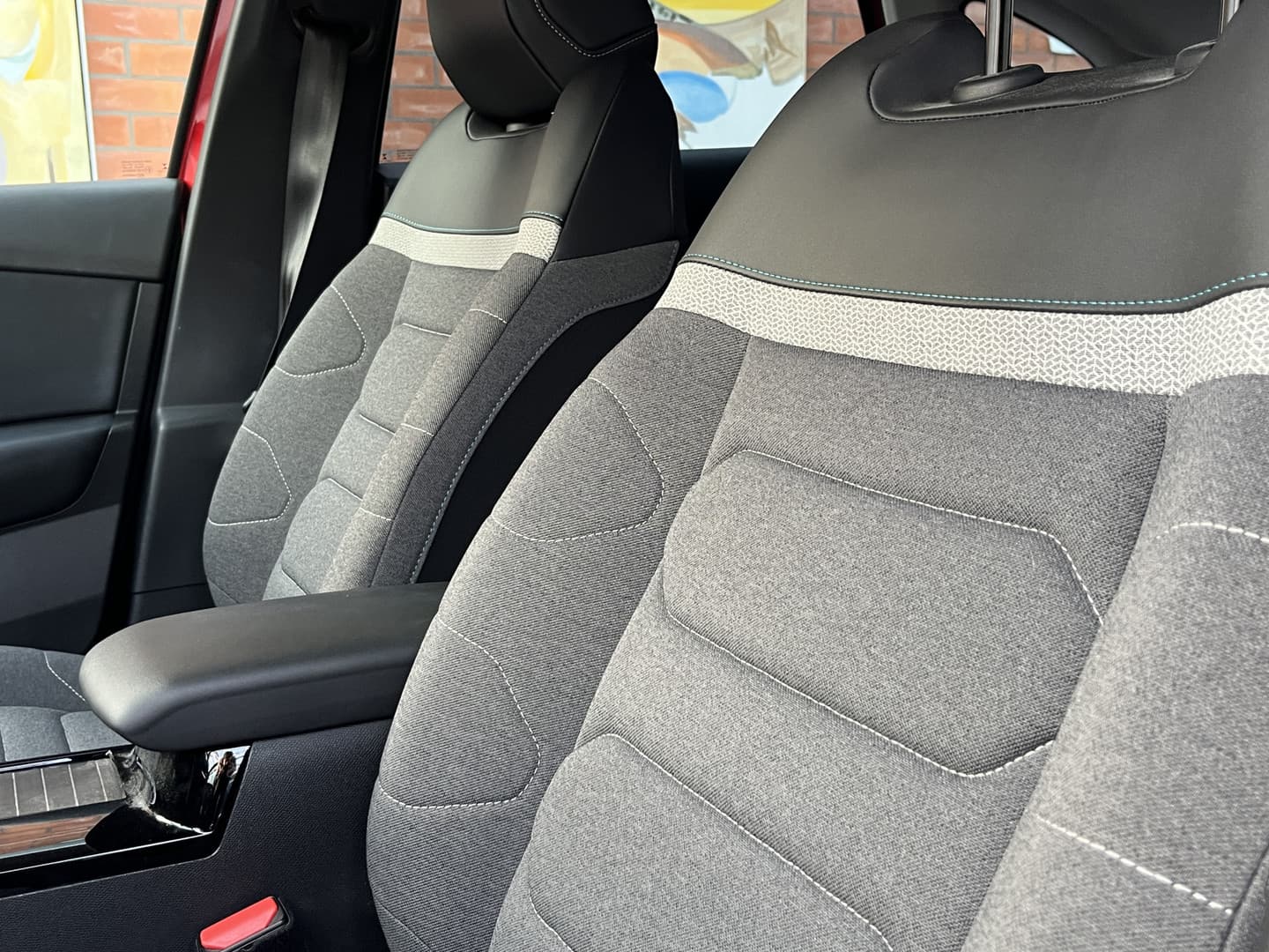 Citroën Ë-C4 So Black 50 kWh thumbnail 27