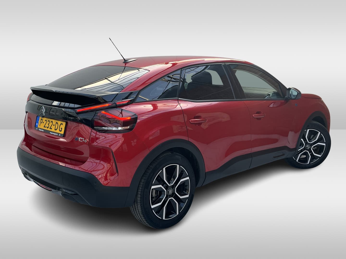 Citroën Ë-C4 So Black 50 kWh thumbnail 2