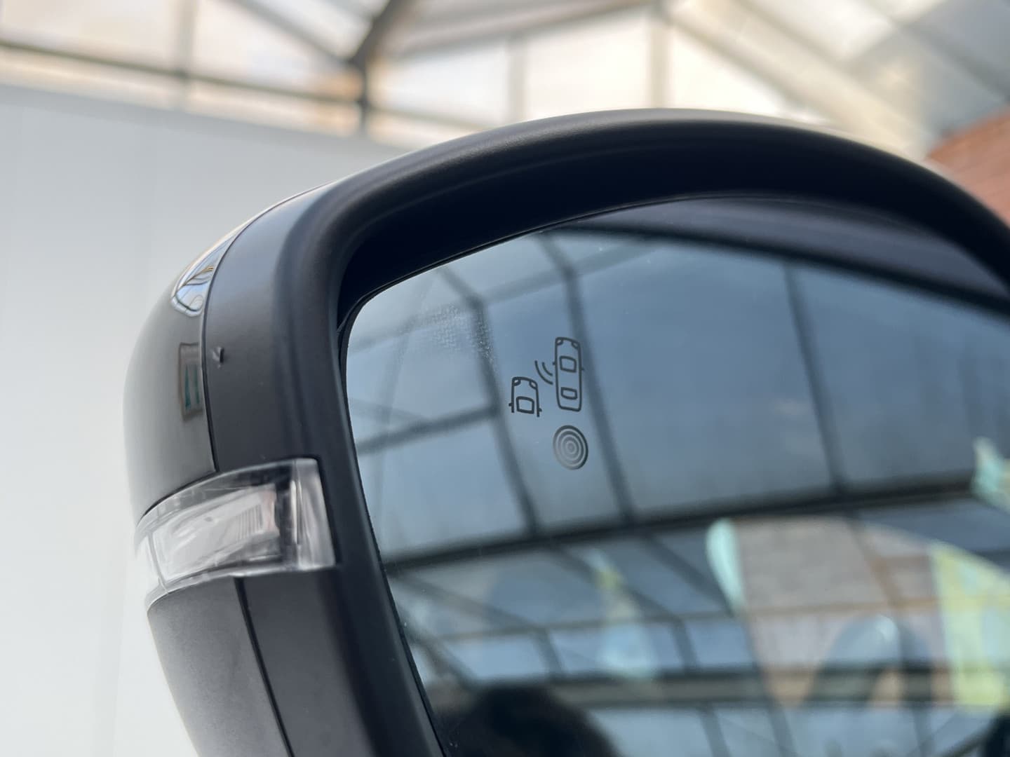 Peugeot 208 Hybrid 110 e-DCS6 GT thumbnail 30