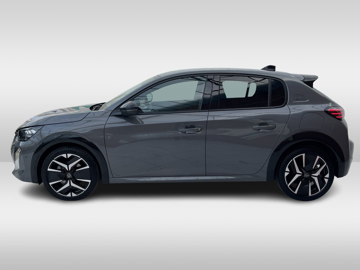 Peugeot 208 Hybrid 110 e-DCS6 GT thumbnail 5