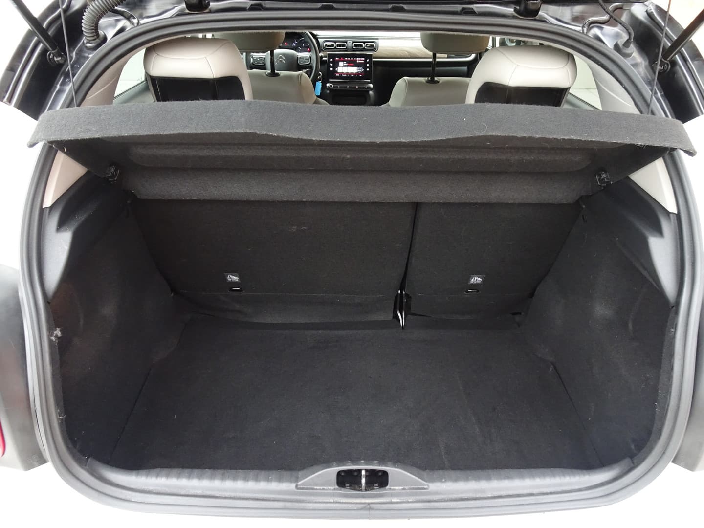 Citroën C3 PureTech S&S 83 Shine thumbnail 28