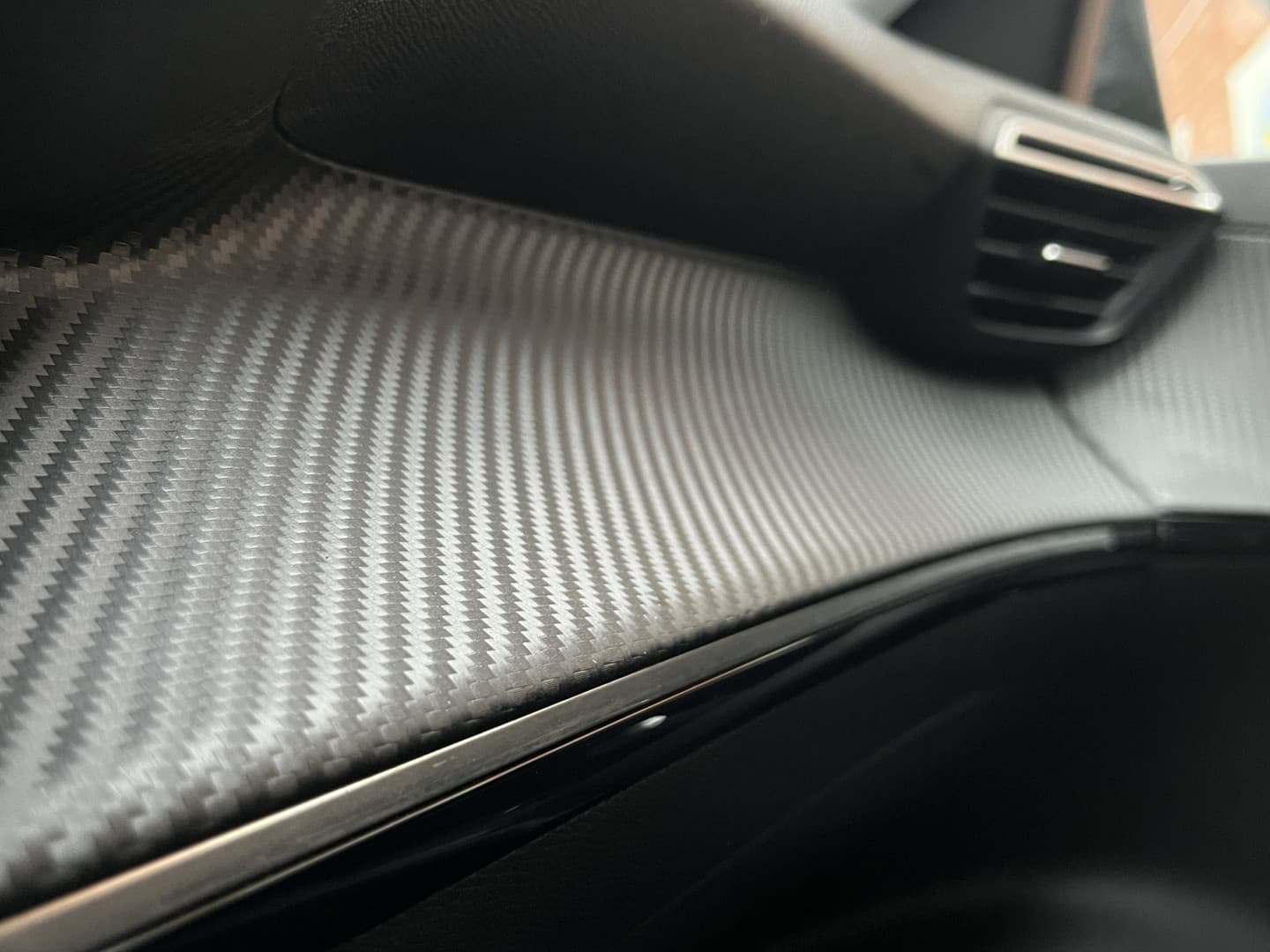 Peugeot E-2008 EV Allure Pack 50 kWh thumbnail 29