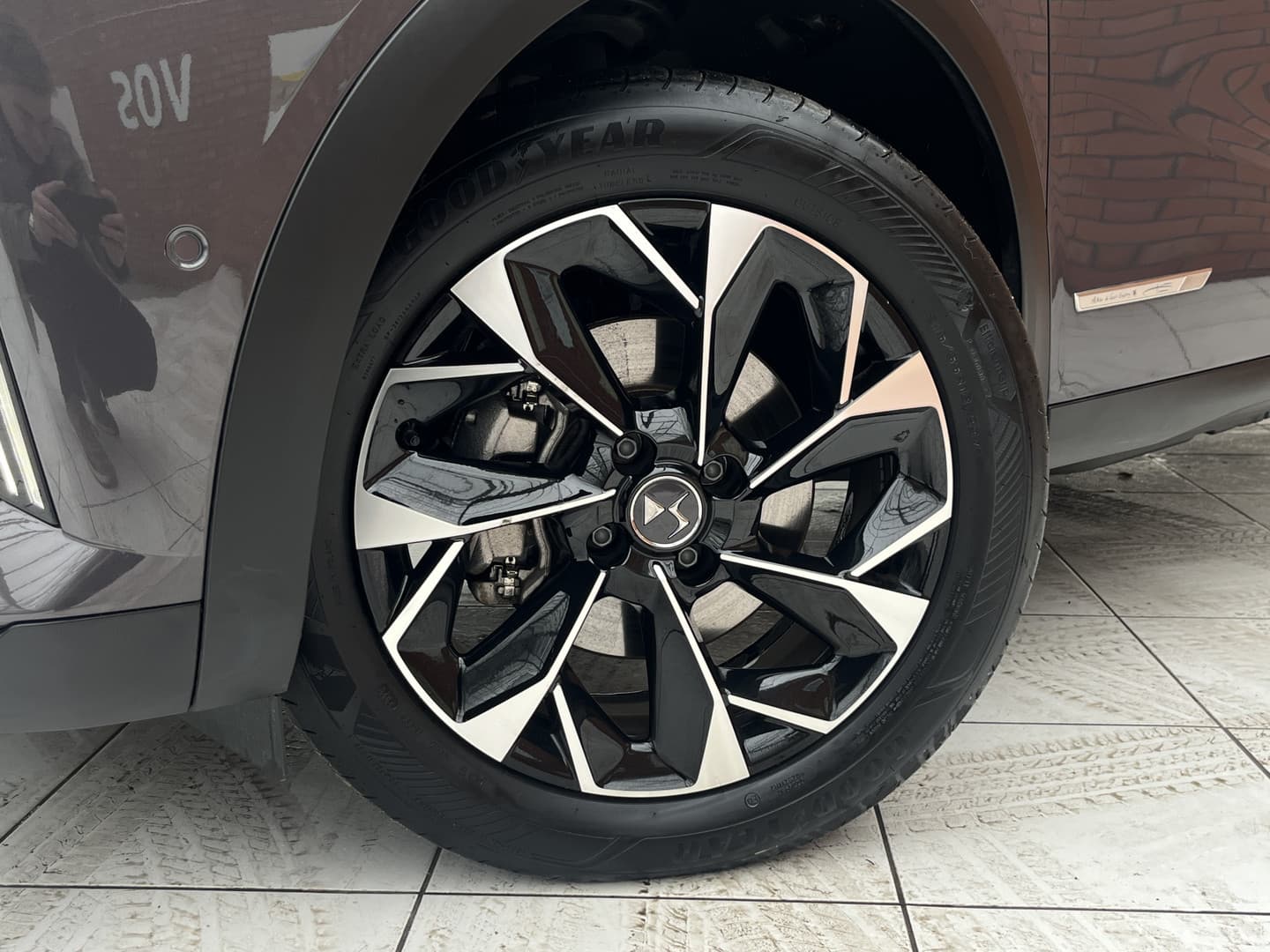 DS 3 E-Tense Antoine de saint Exupéry 54 kWh thumbnail 4