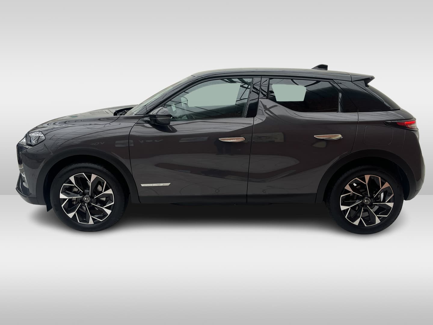 DS 3 E-Tense Antoine de saint Exupéry 54 kWh thumbnail 5