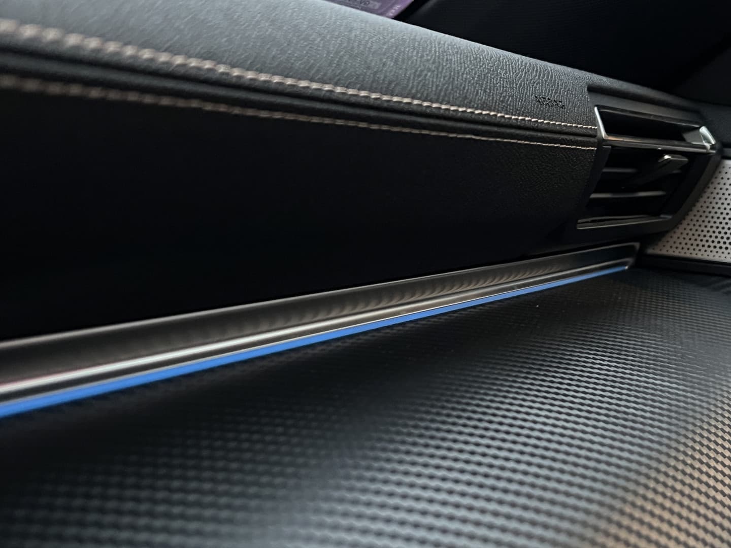 Peugeot 508 SW HYbrid 225 GT thumbnail 35