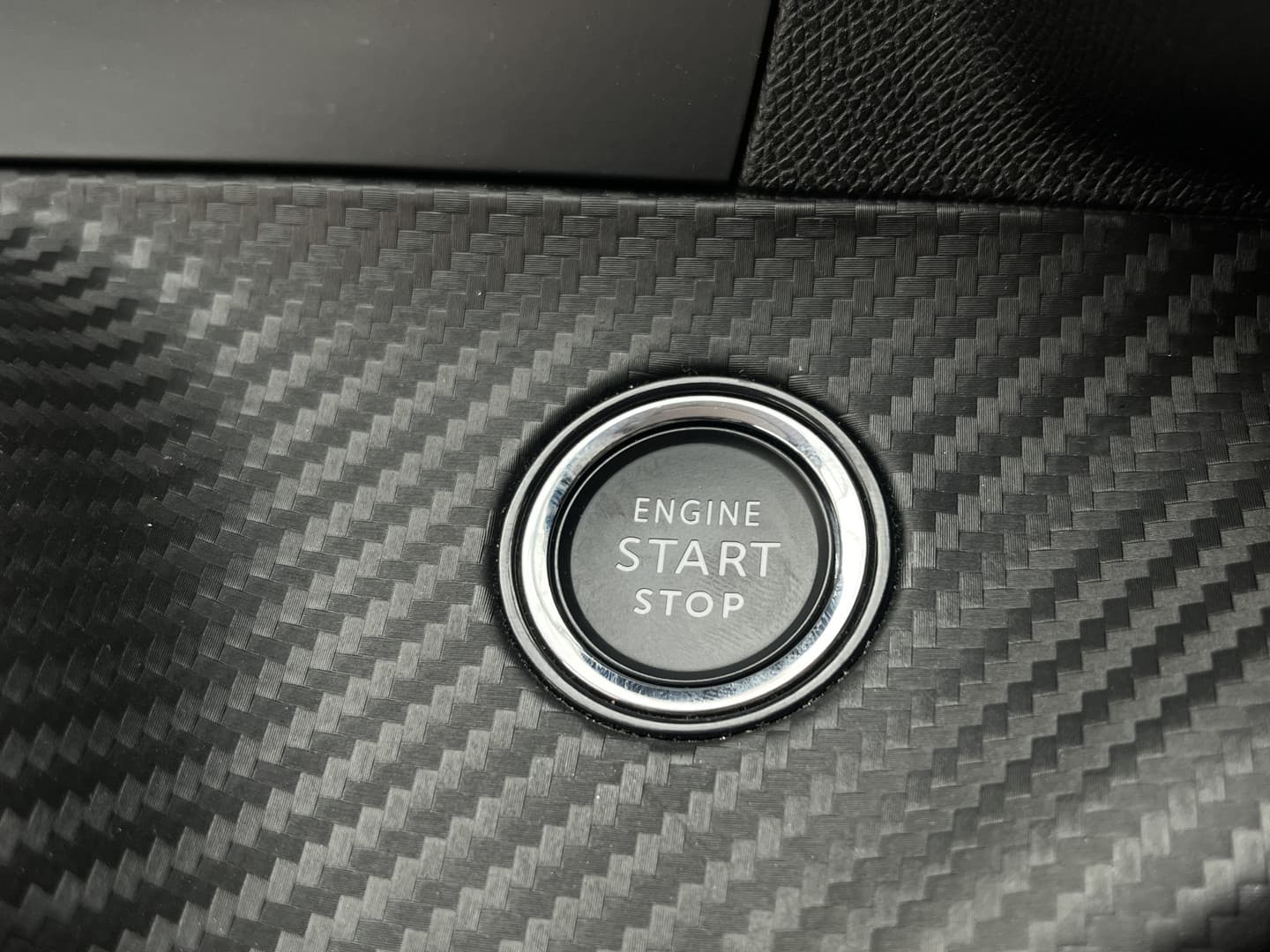 Peugeot 208 PureTech 100 Allure thumbnail 17