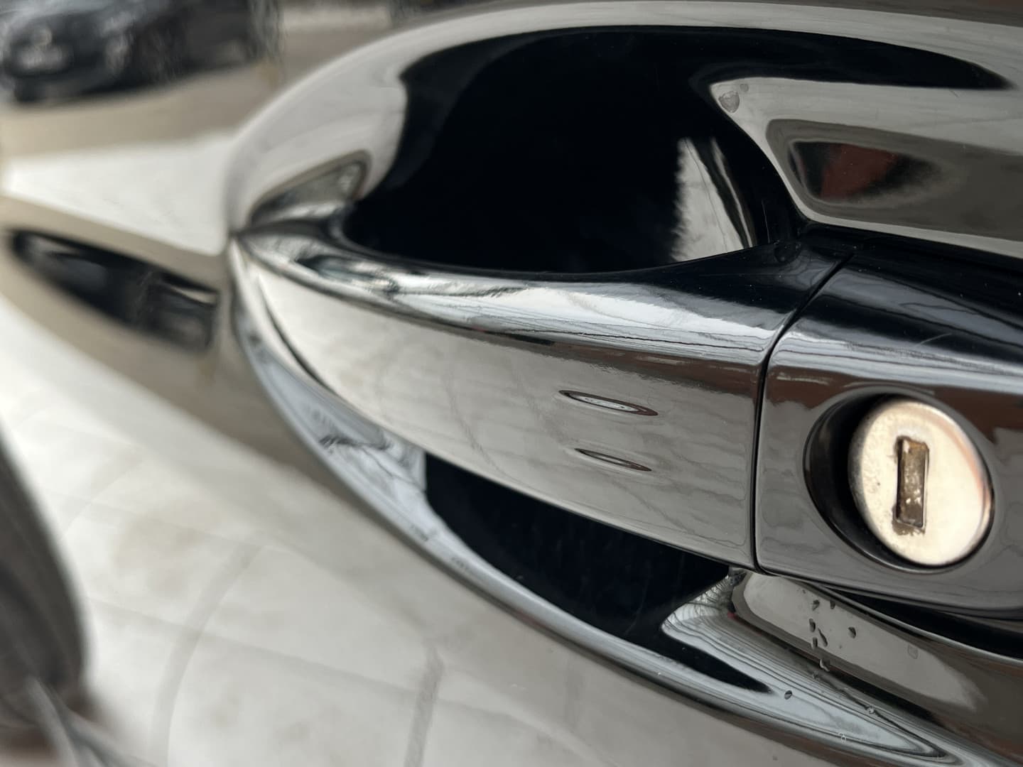 Peugeot 208 PureTech 100 Allure thumbnail 31