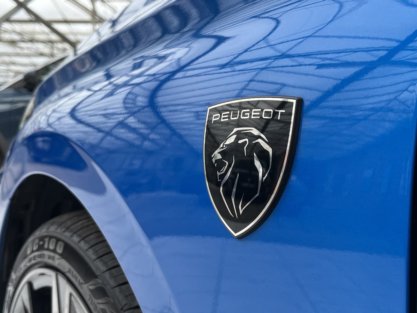 Peugeot 308 Plug-in Hybrid 225 GT thumbnail 46