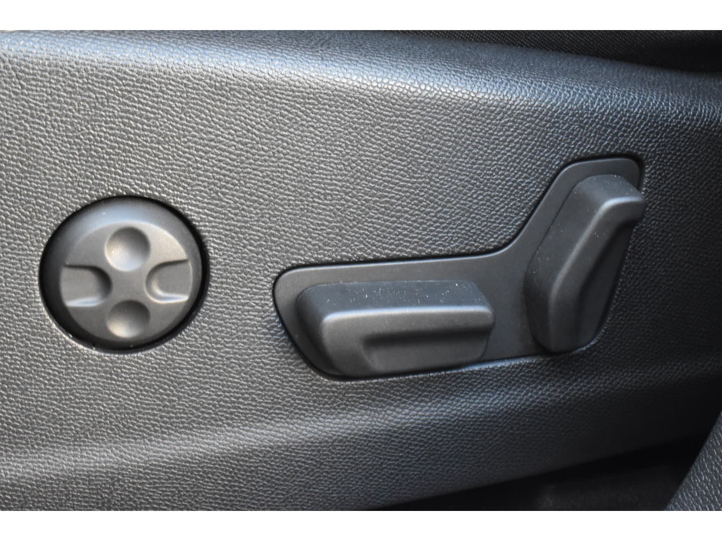 DS 7 Crossback E-Tense EAT8 300pk 4x4 Opera Panorama dak thumbnail 10