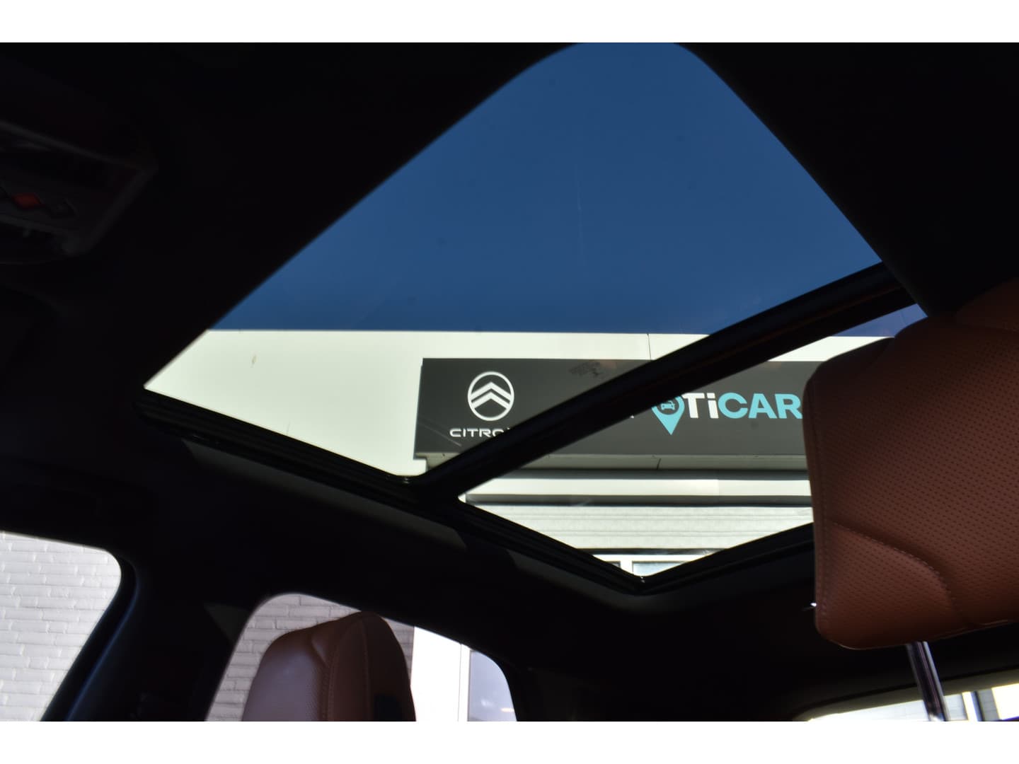 DS 7 Crossback E-Tense EAT8 300pk 4x4 Opera Panorama dak thumbnail 4