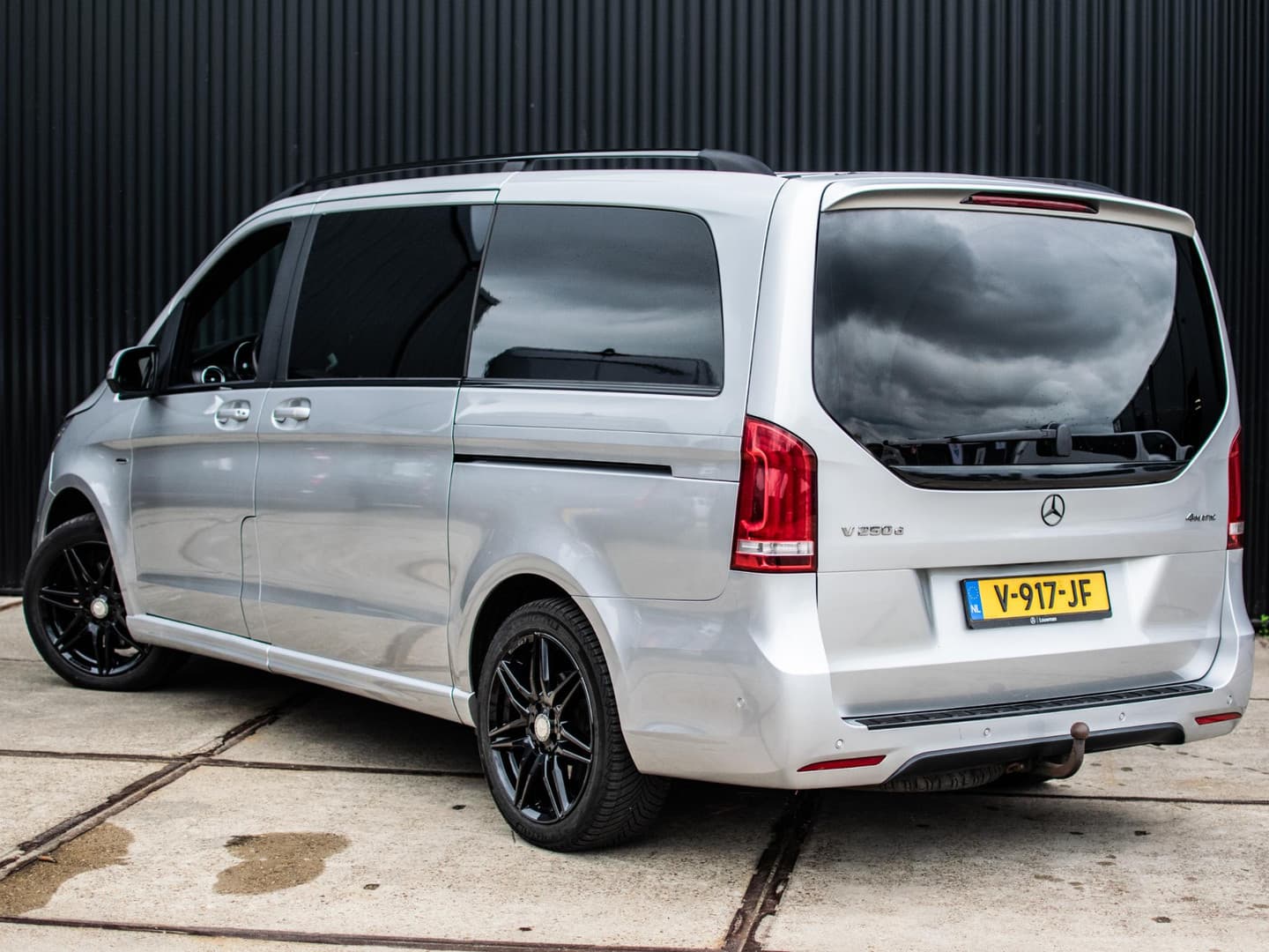 Mercedes-Benz V-Klasse 250d 4-MATIC DC Avantgarde Edition thumbnail 25