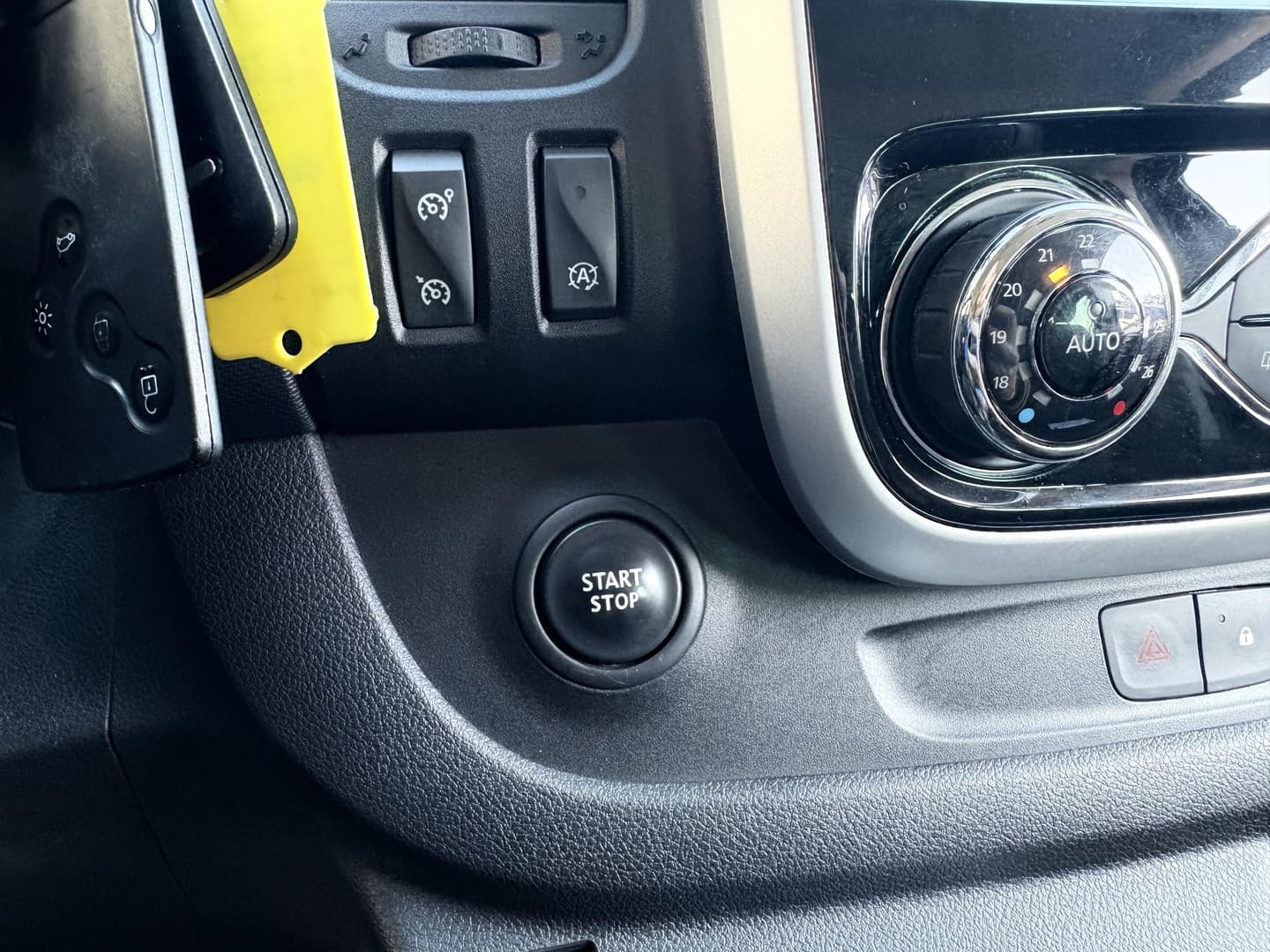 Opel Vivaro 1.6 CDTI 125pk L2H1 DC SPORT MARGE thumbnail 21