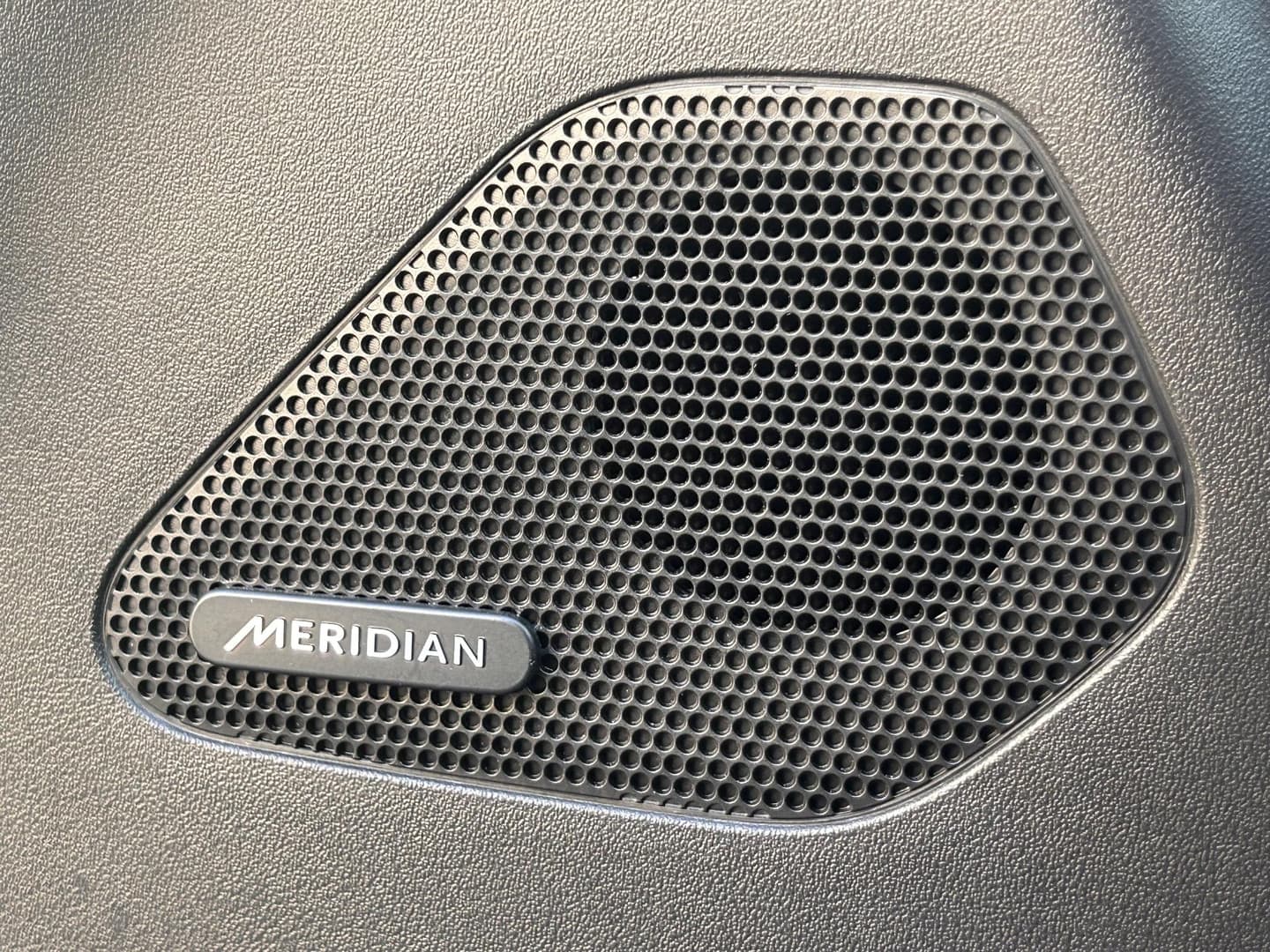 Jaguar F-Pace 2.0d AWD R-Sport R-Sport thumbnail 33