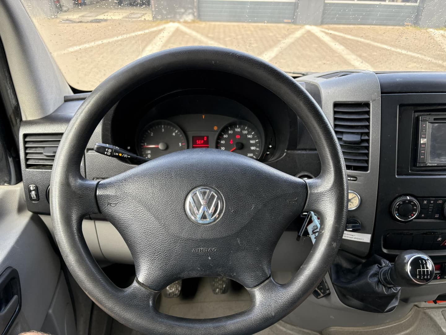 Volkswagen Crafter BE COMBI thumbnail 28