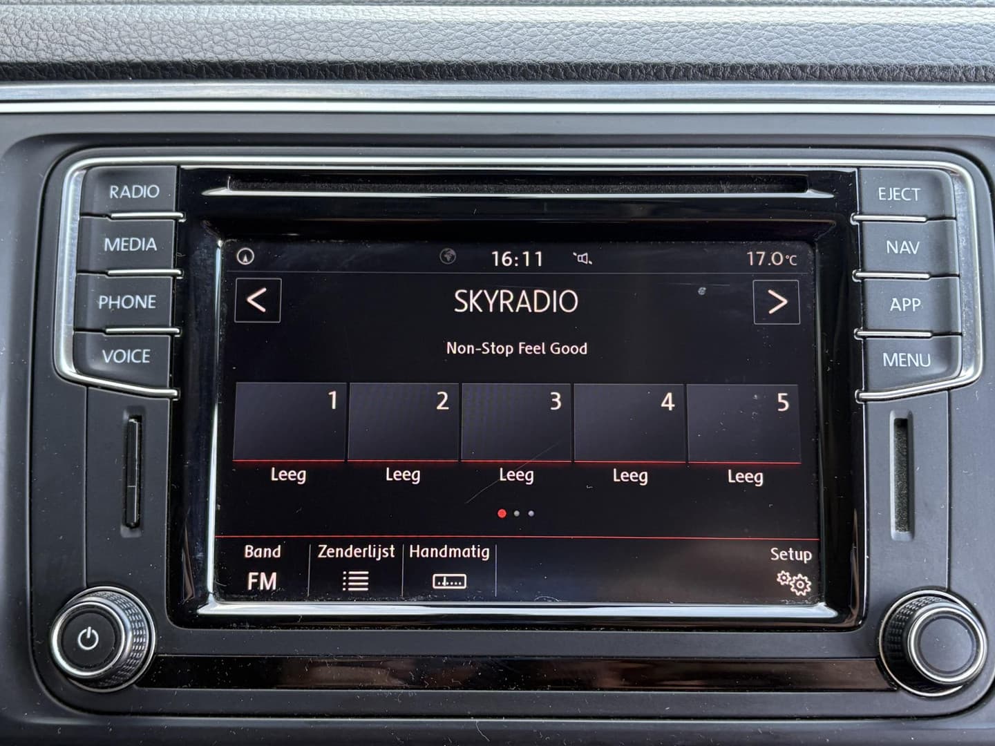 Volkswagen Transporter 2.0 TDI L2H1 DC Highline thumbnail 19