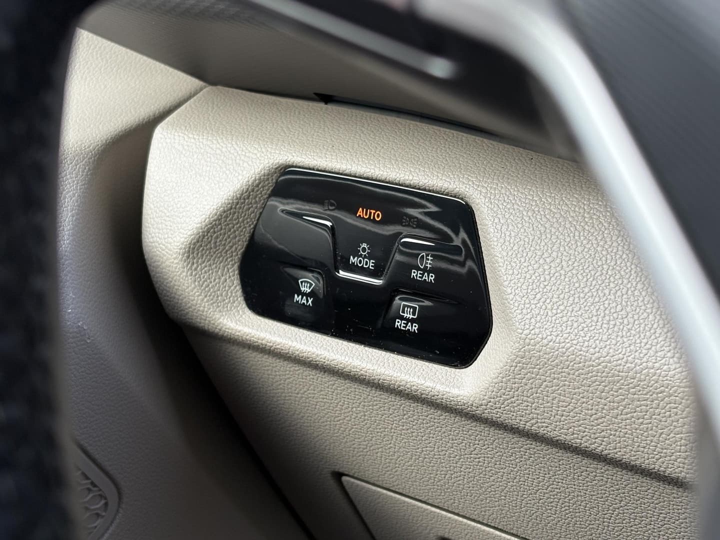 Volkswagen Multivan T7 1.4 eHybrid 218PK thumbnail 17