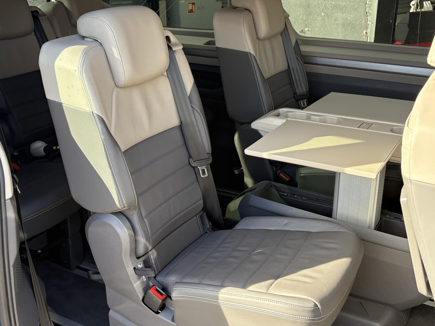 Volkswagen Multivan T7 1.4 eHybrid 218PK thumbnail 5