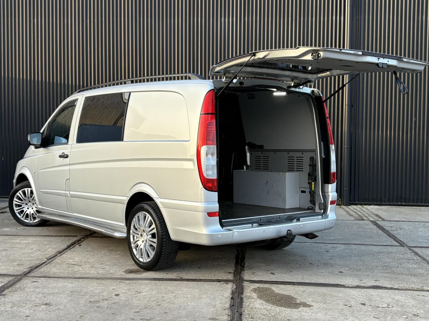 Mercedes-Benz Vito 113 CDI 320 Lang DC thumbnail 6