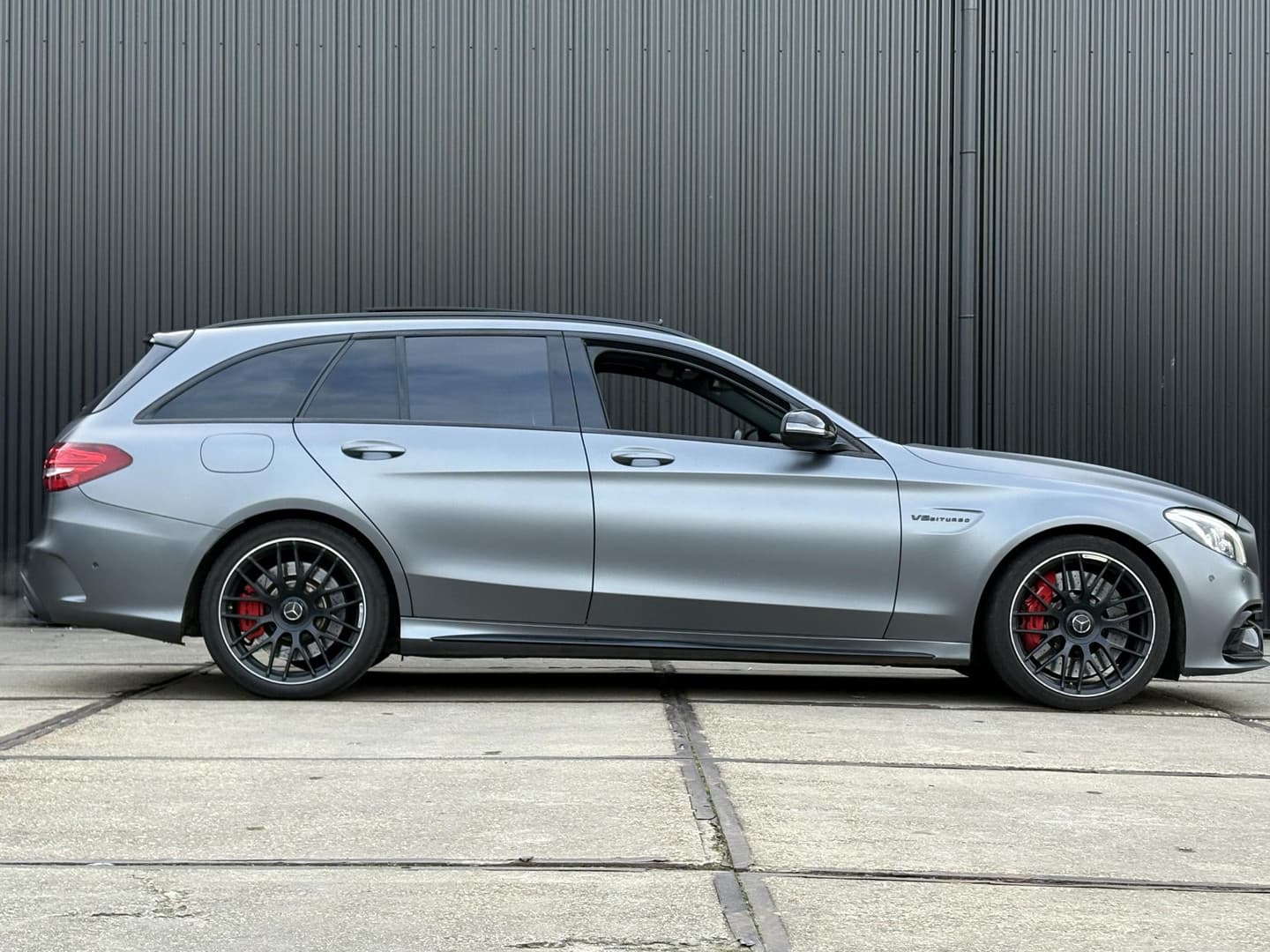 Mercedes-Benz C-Klasse Estate AMG 63 S PANO thumbnail 18