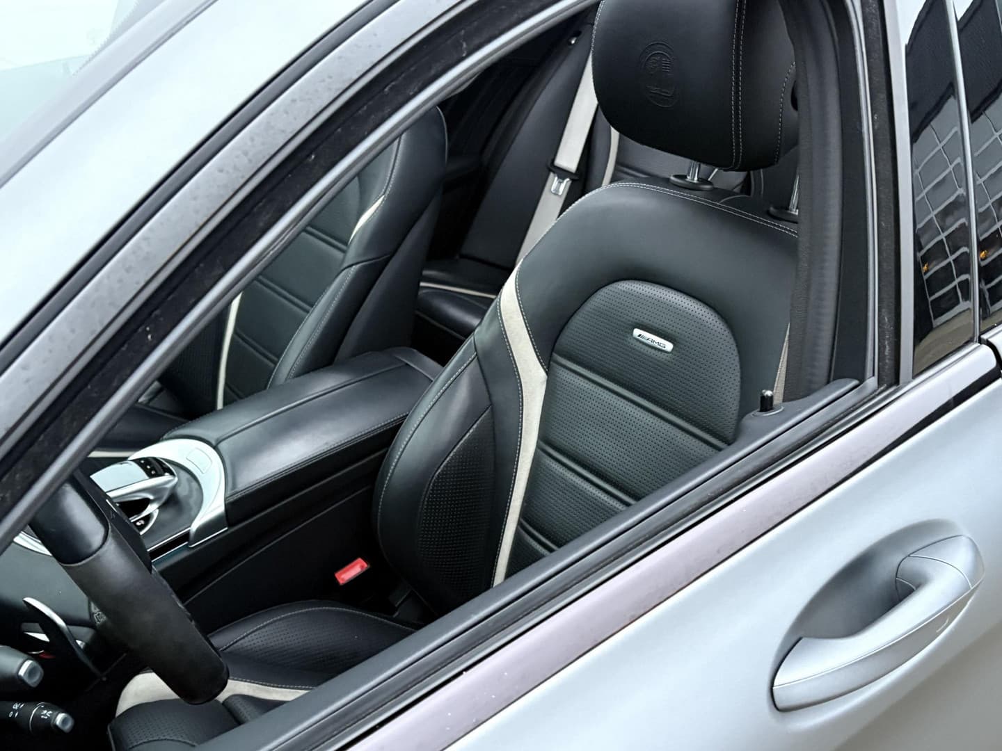 Mercedes-Benz C-Klasse Estate AMG 63 S PANO thumbnail 41