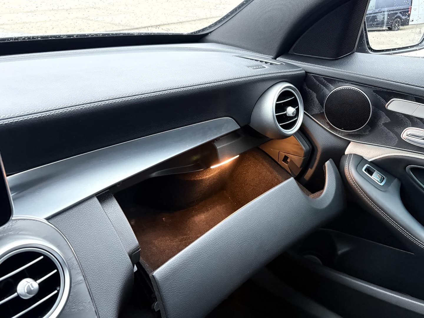 Mercedes-Benz C-Klasse Estate AMG 63 S PANO thumbnail 57