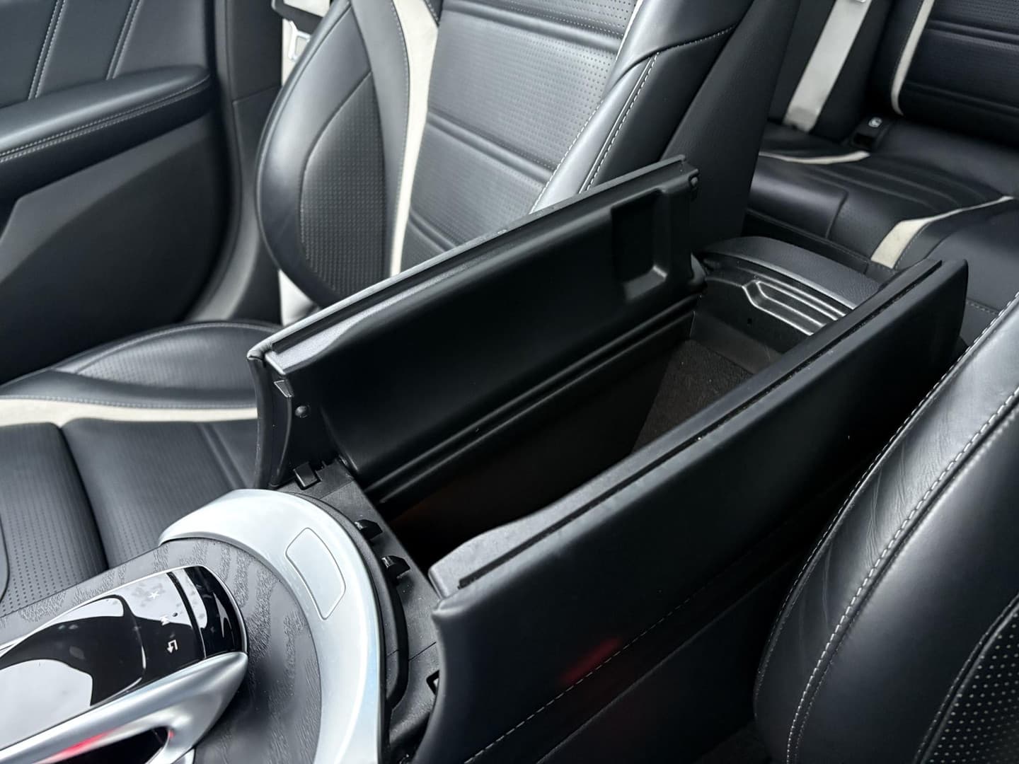 Mercedes-Benz C-Klasse Estate AMG 63 S PANO thumbnail 60