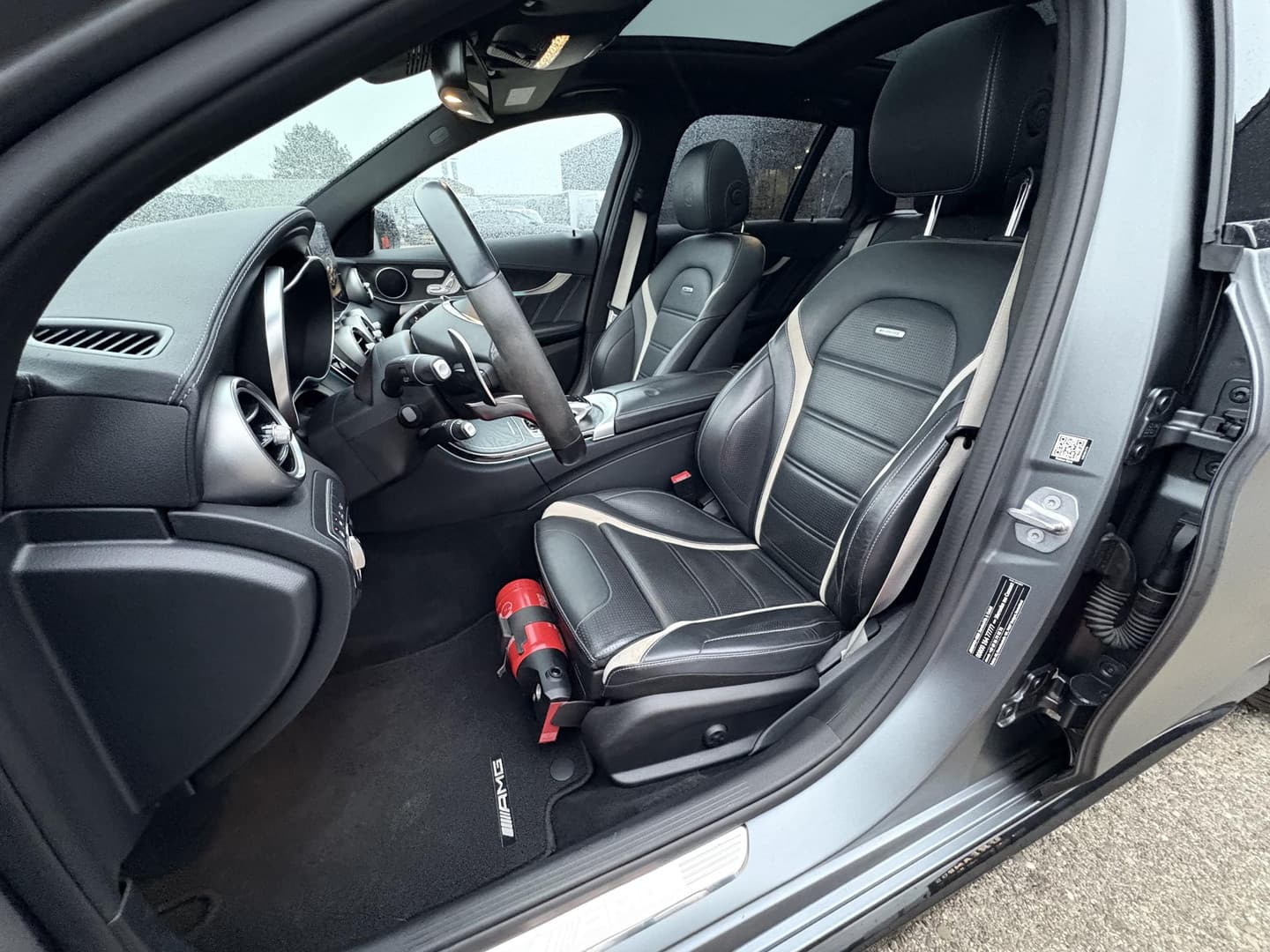 Mercedes-Benz C-Klasse Estate AMG 63 S PANO thumbnail 63