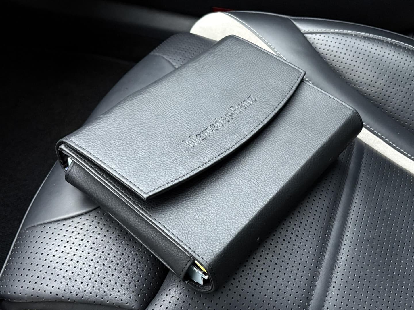 Mercedes-Benz C-Klasse Estate AMG 63 S PANO thumbnail 64