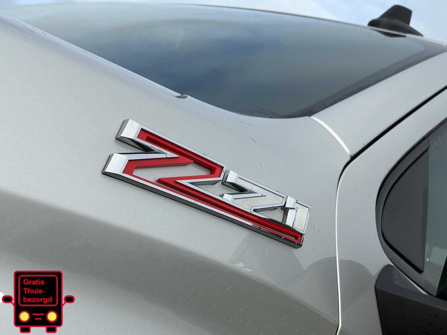 Chevrolet Silverado Z71 1500 RST V8 thumbnail 3