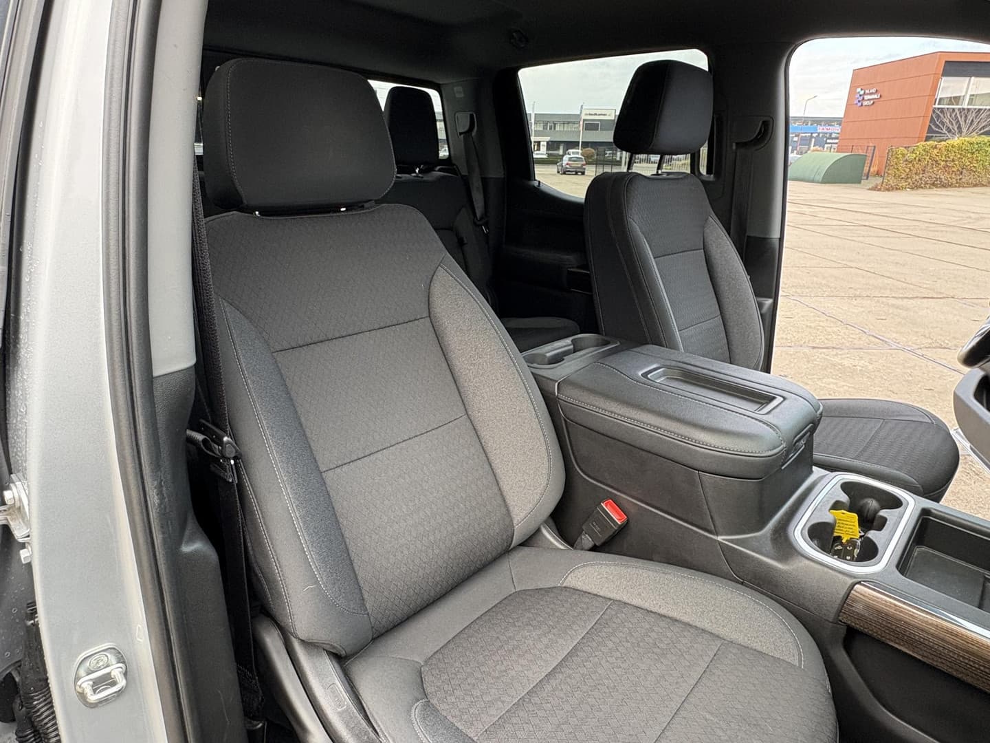 Chevrolet Silverado Z71 1500 RST V8 thumbnail 40