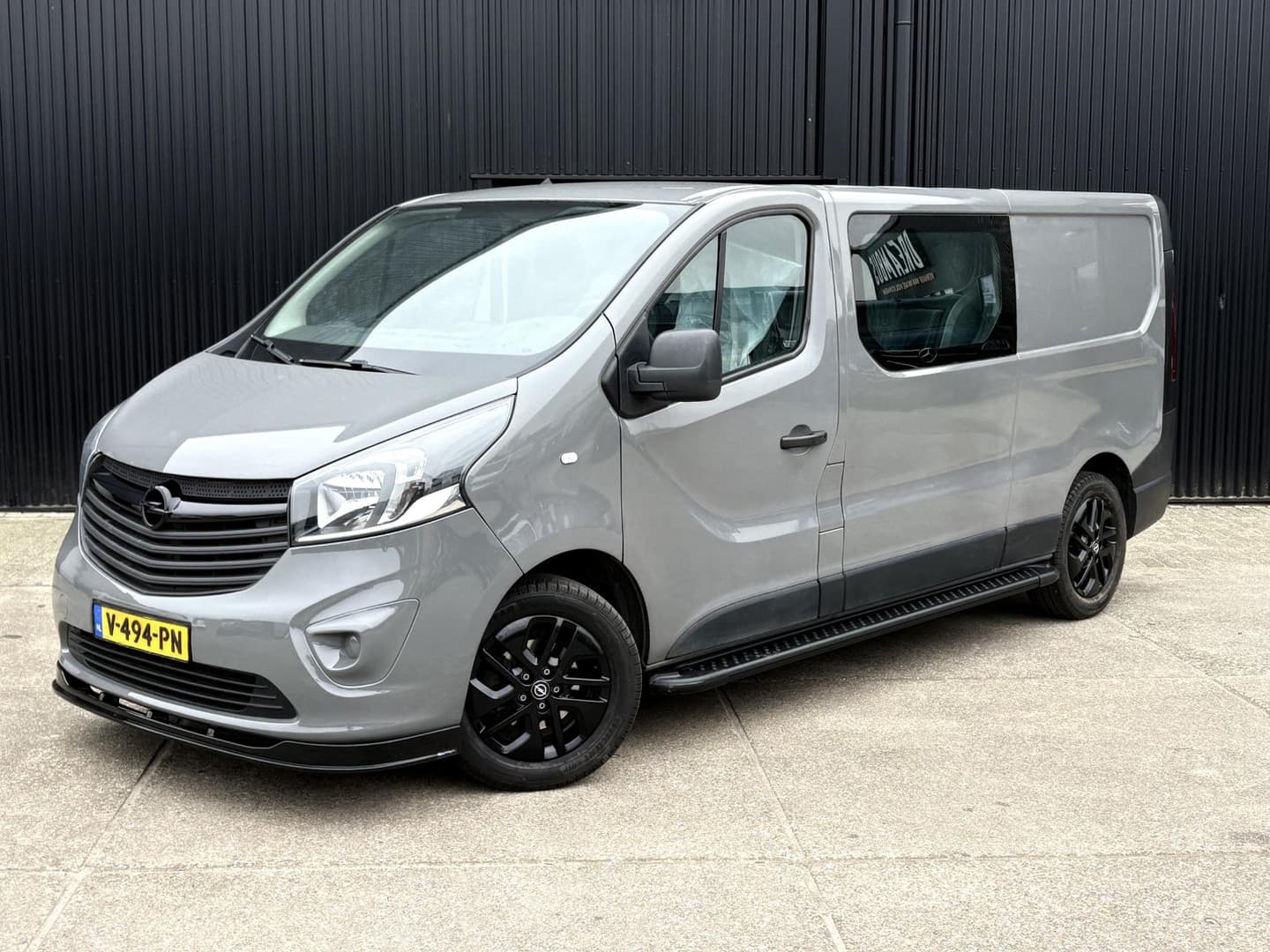 Opel Vivaro 1.6 CDTI 120pk L2H1 DC Edition thumbnail 2
